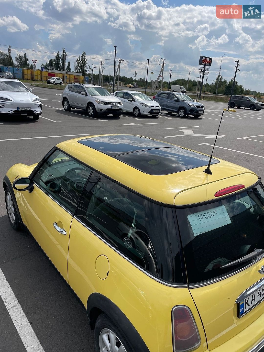 MINI Cooper 2002 VIN WMWRA31090TA24459 фото оголошення 2 з 10