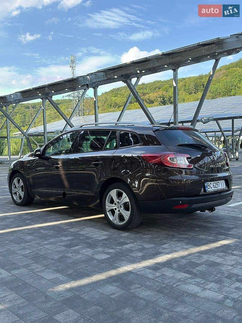 Renault Megane 2012 VIN VF1KZ110647649777 фото оголошення 2 з 22