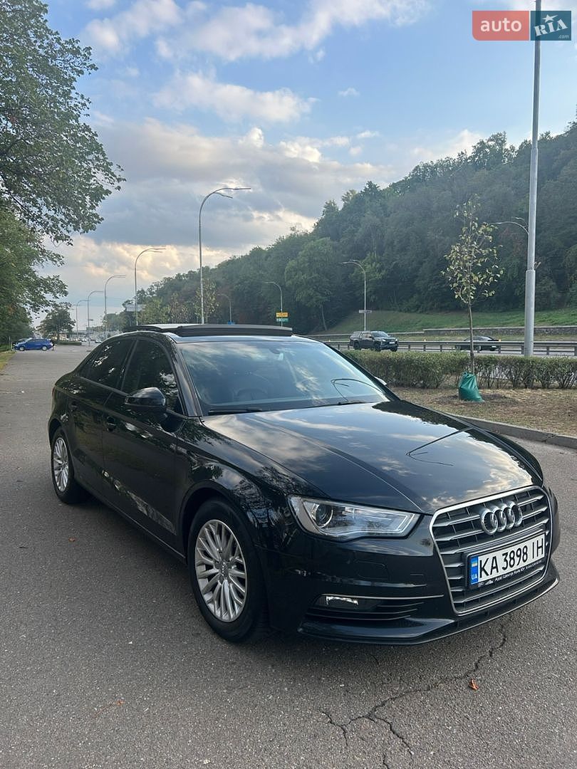 Audi A3 2016 VIN WAUZZZ8V3G1106199 фото оголошення 2 з 63