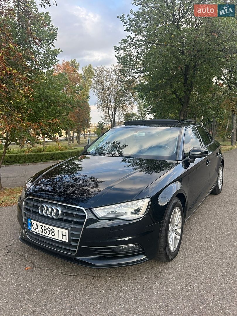 Audi A3 2016 VIN WAUZZZ8V3G1106199 фото оголошення 4 з 63