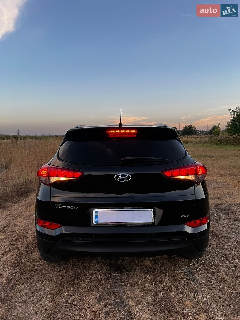 Hyundai Tucson 2016 VIN TMAJ3813DHJ342483 фото оголошення 9 з 22