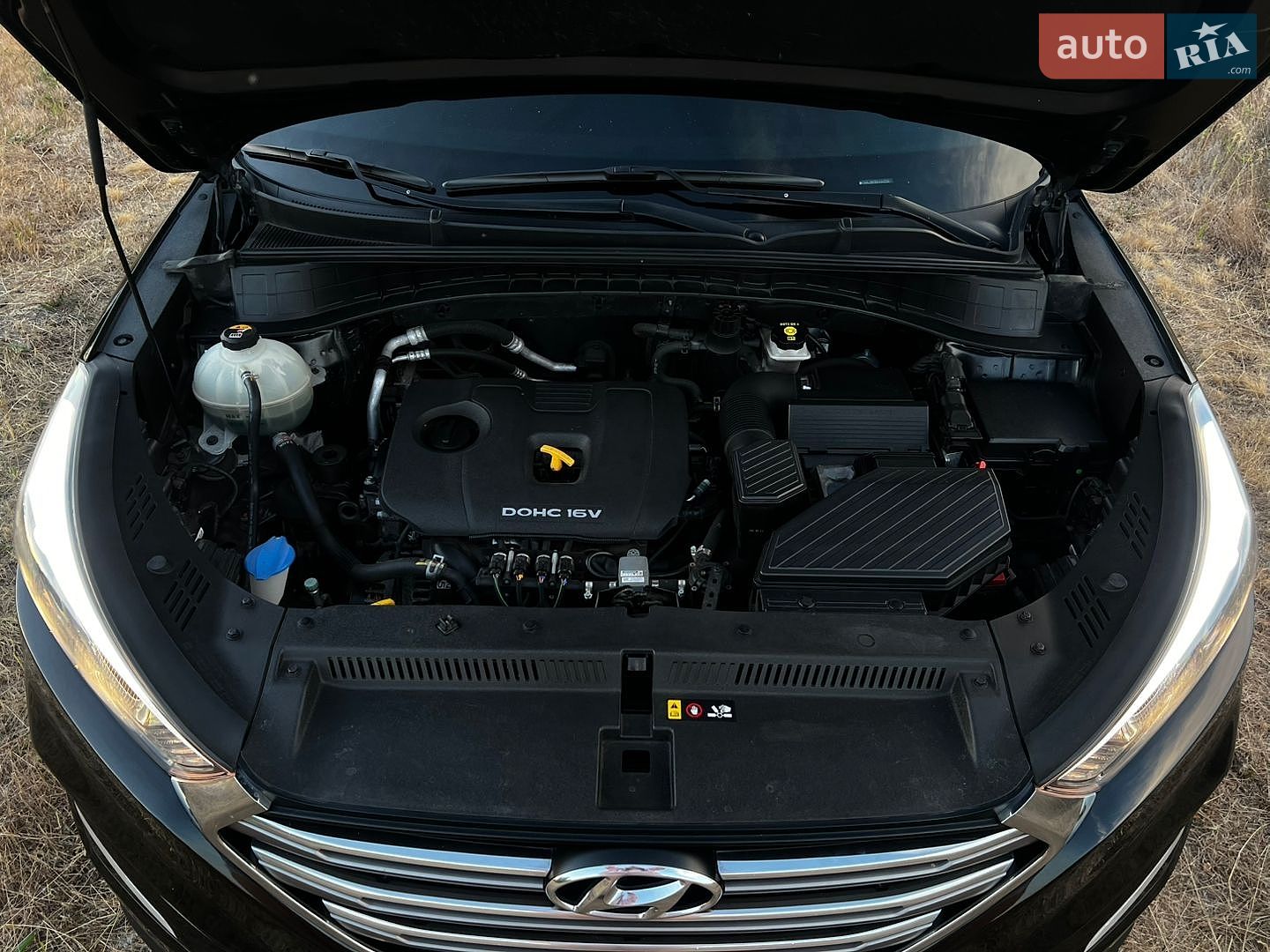 Hyundai Tucson 2016 VIN TMAJ3813DHJ342483 фото оголошення 12 з 22