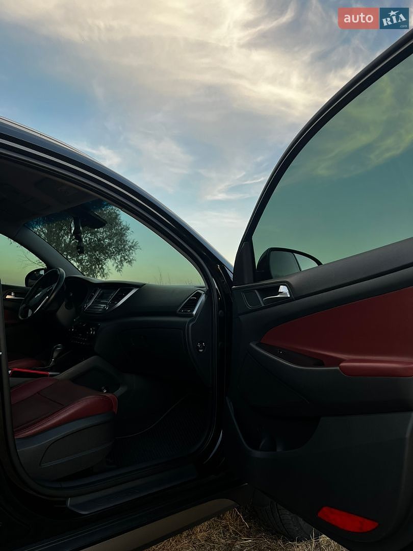 Hyundai Tucson 2016 VIN TMAJ3813DHJ342483 фото оголошення 17 з 22