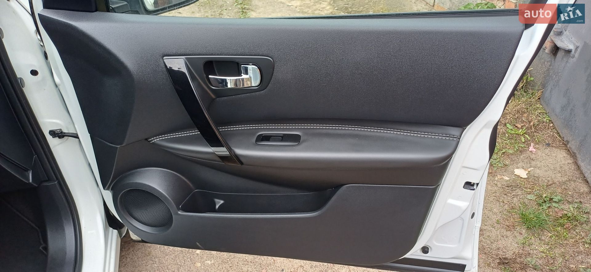 Nissan Qashqai 2013 VIN SJNJEAJ10U7176435 фото оголошення 3 з 19