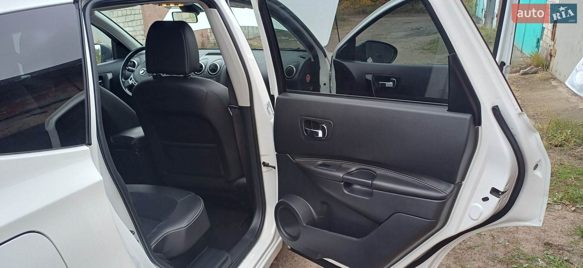 Nissan Qashqai 2013 VIN SJNJEAJ10U7176435 фото оголошення 4 з 19