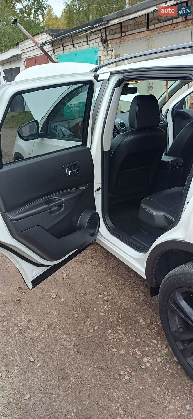Nissan Qashqai 2013 VIN SJNJEAJ10U7176435 фото оголошення 10 з 19
