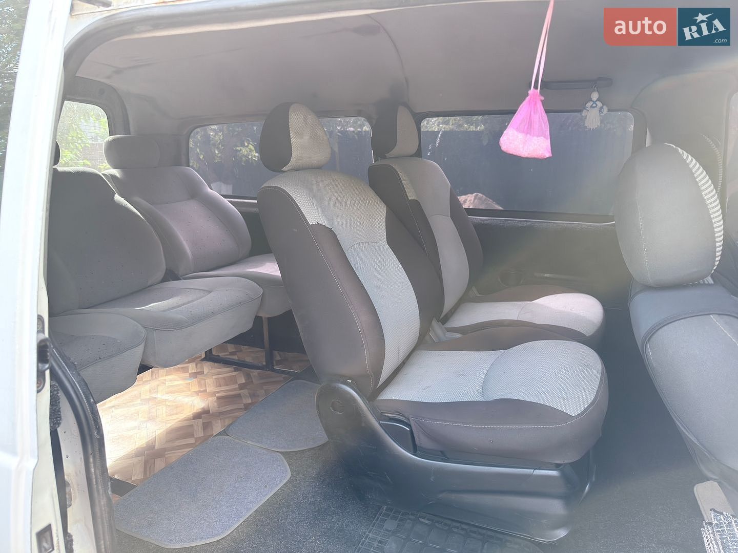 Hyundai H 200 1998 VIN KMJWVH7FPWU052150 фото оголошення 2 з 17