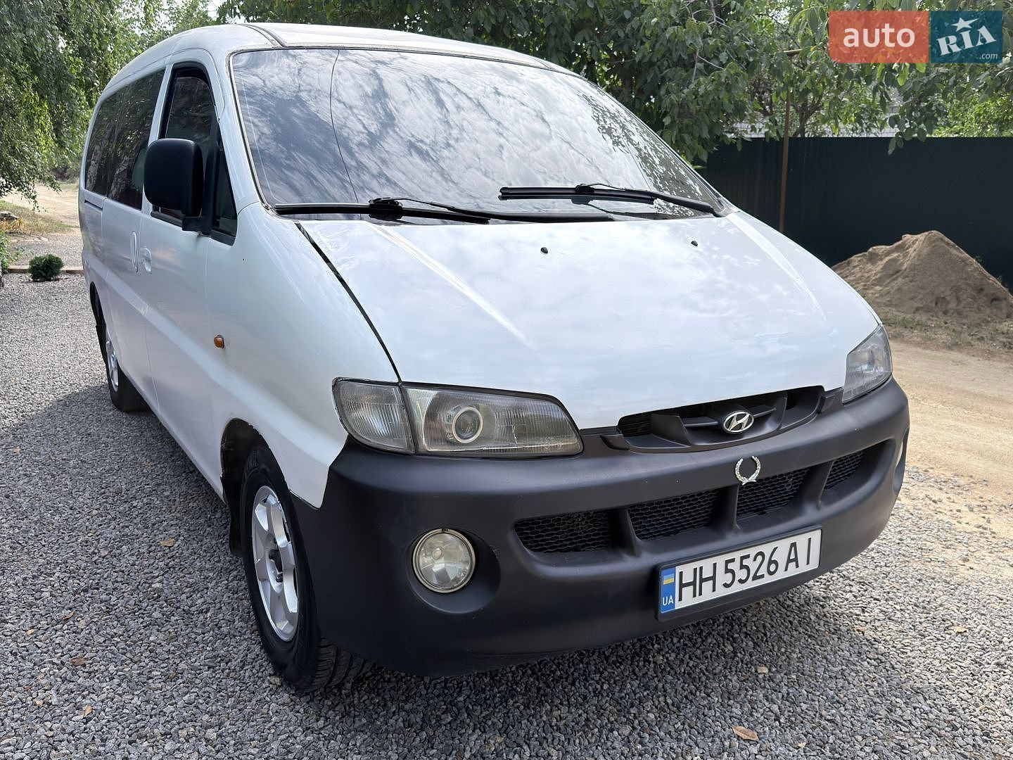 Hyundai H 200 1998 VIN KMJWVH7FPWU052150 фото оголошення 4 з 17
