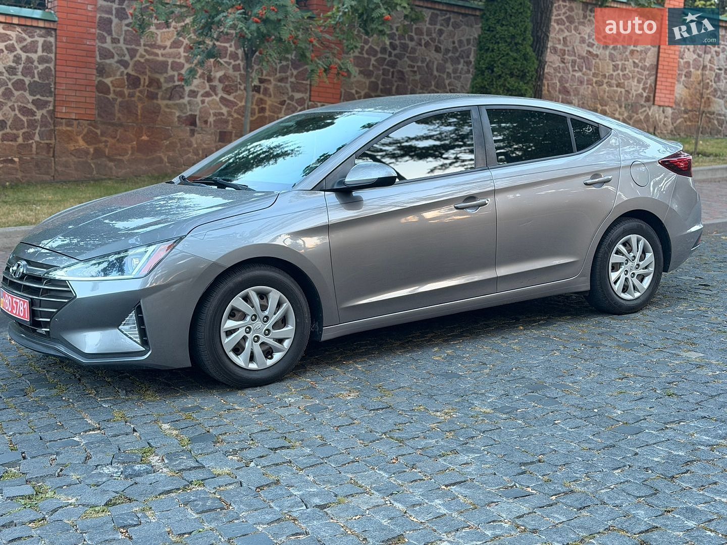 Hyundai Elantra 2019 VIN KMHD74LF1LU950283 фото оголошення 6 з 37