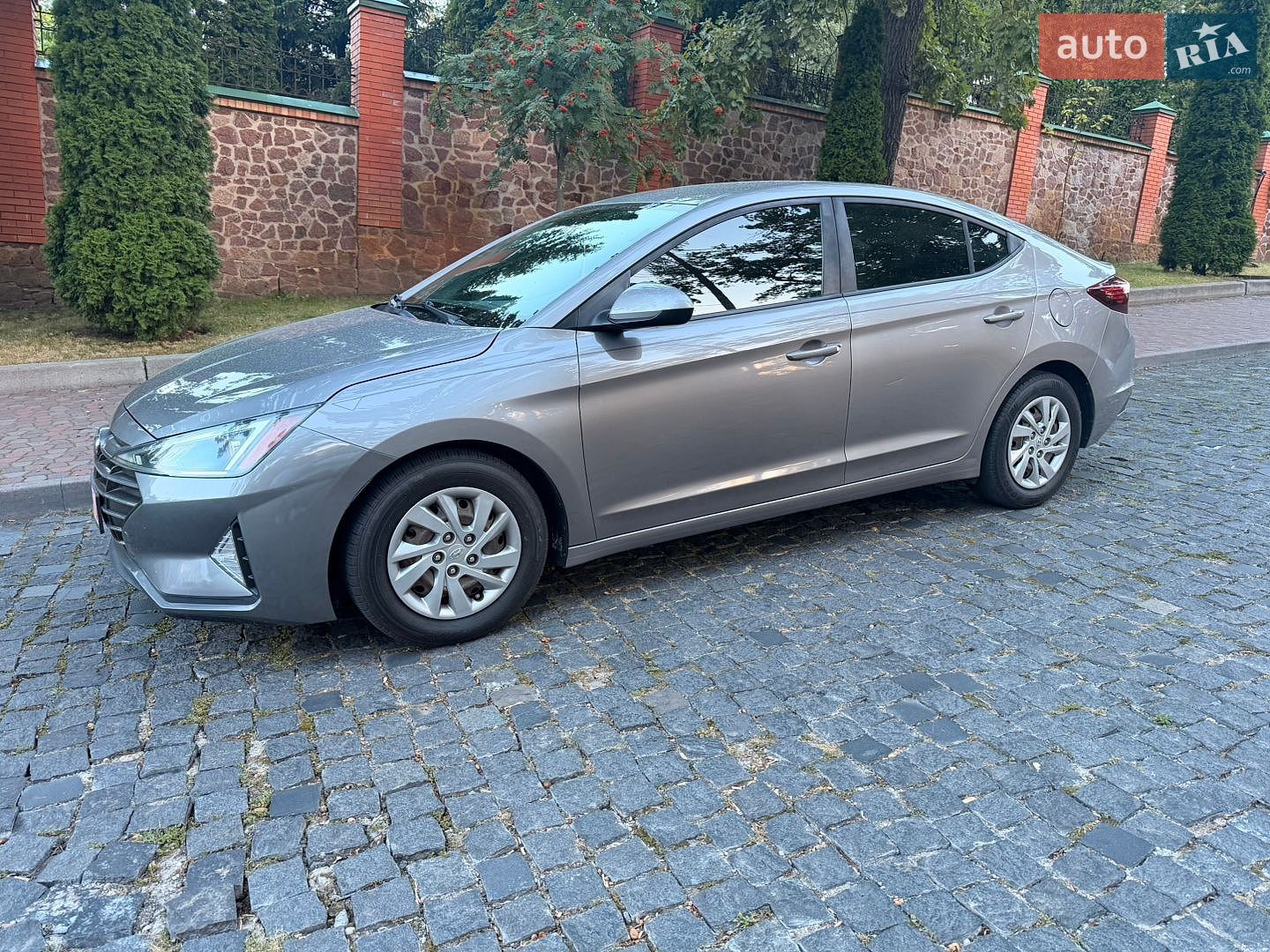 Hyundai Elantra 2019 VIN KMHD74LF1LU950283 фото оголошення 10 з 37