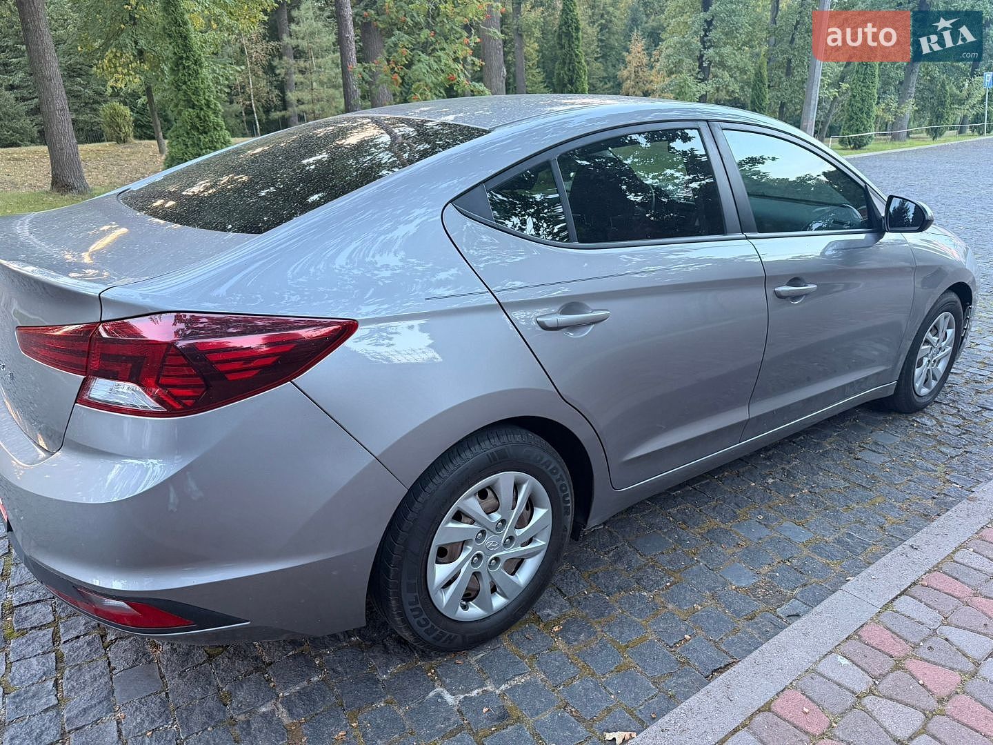 Hyundai Elantra 2019 VIN KMHD74LF1LU950283 фото оголошення 16 з 37
