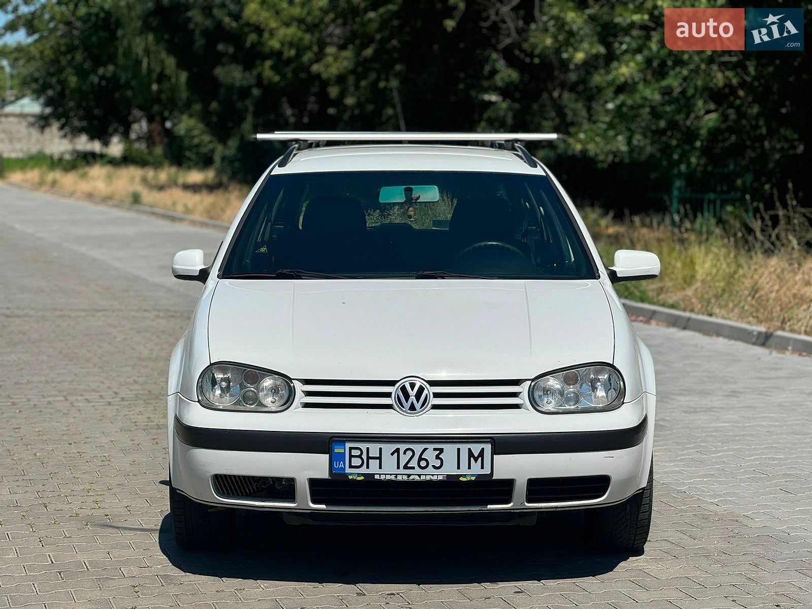 Volkswagen Golf 2000 VIN WVWZZZ1JZ1W275247 фото оголошення 2 з 17