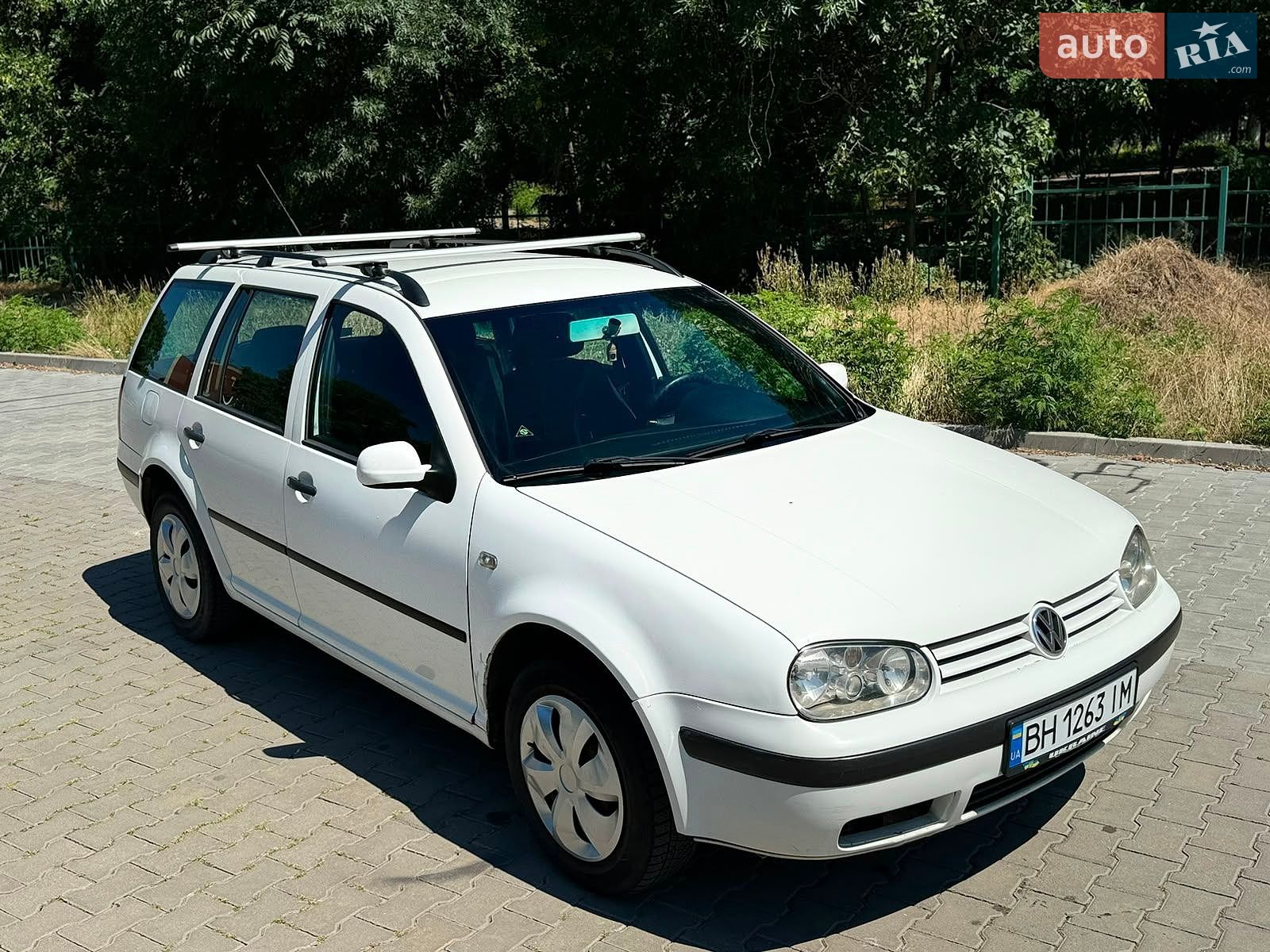 Volkswagen Golf 2000 VIN WVWZZZ1JZ1W275247 фото оголошення 3 з 17