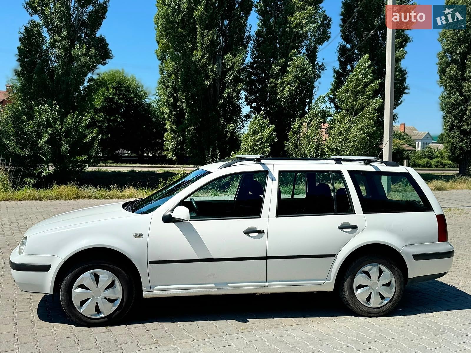 Volkswagen Golf 2000 VIN WVWZZZ1JZ1W275247 фото оголошення 8 з 17