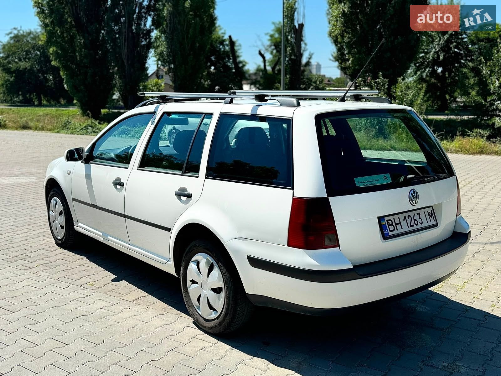 Volkswagen Golf 2000 VIN WVWZZZ1JZ1W275247 фото оголошення 10 з 17