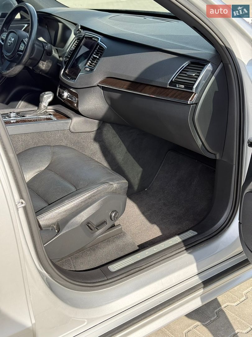 Volvo XC90 2015 VIN YV4A22PK9G1033372 фото оголошення 52 з 113