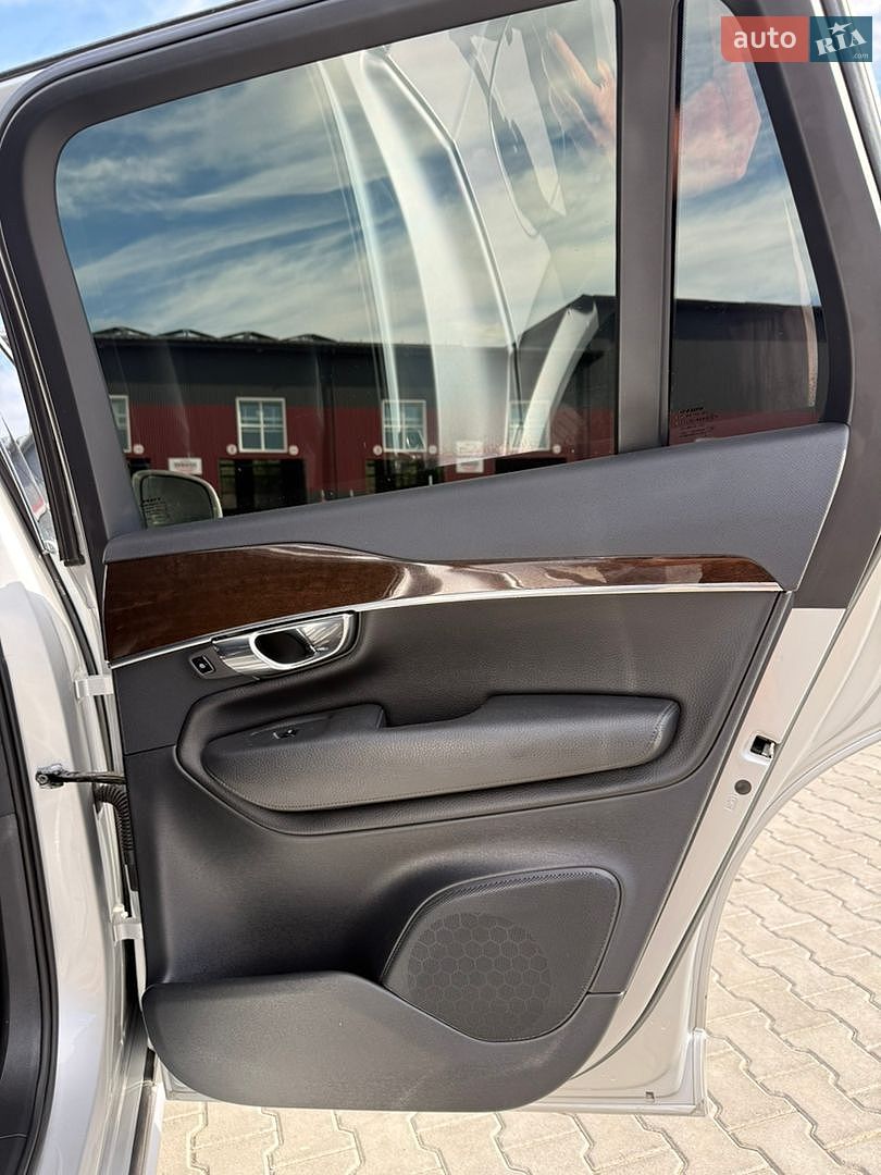 Volvo XC90 2015 VIN YV4A22PK9G1033372 фото оголошення 58 з 113