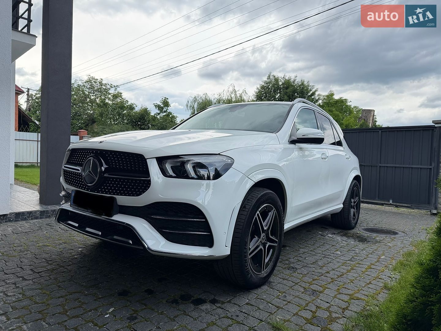 Mercedes-Benz GLE-Class 2019 VIN 4JGFB4KB4LA046998 фото оголошення 8 з 46