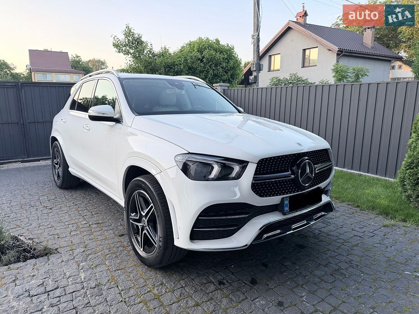 Mercedes-Benz GLE-Class 2019 VIN 4JGFB4KB4LA046998 фото оголошення 9 з 46