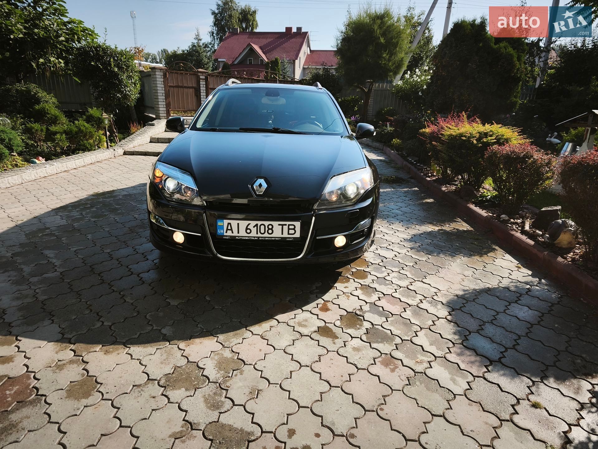 Renault Laguna 2010 VIN VF1KTD90E44475717 фото оголошення 2 з 24