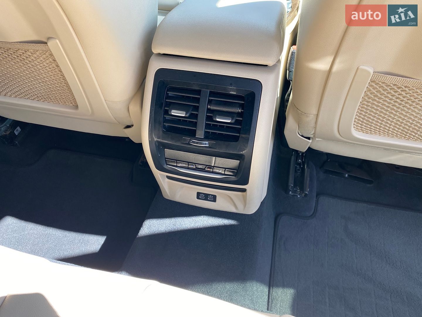 BMW X3 2020 VIN 5UXTY5C09L9C38610 фото оголошення 38 з 44