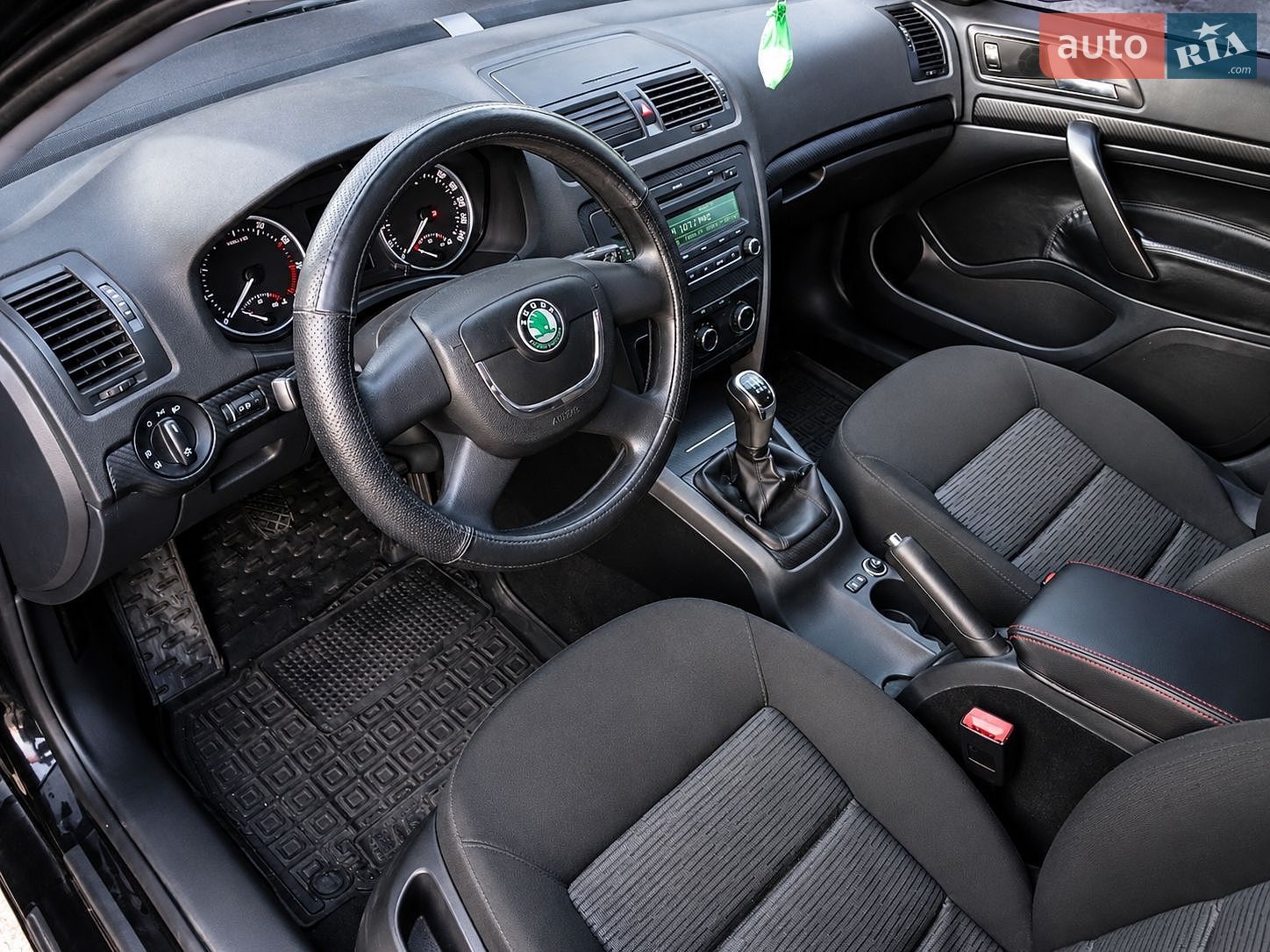 Skoda Octavia 2011 VIN Y6UCK41Z8CB153228 фото оголошення 11 з 15