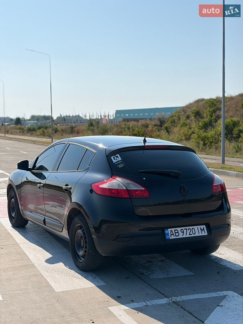 Renault Megane 2011 VIN VF1BZ1R0544451870 фото оголошення 9 з 12