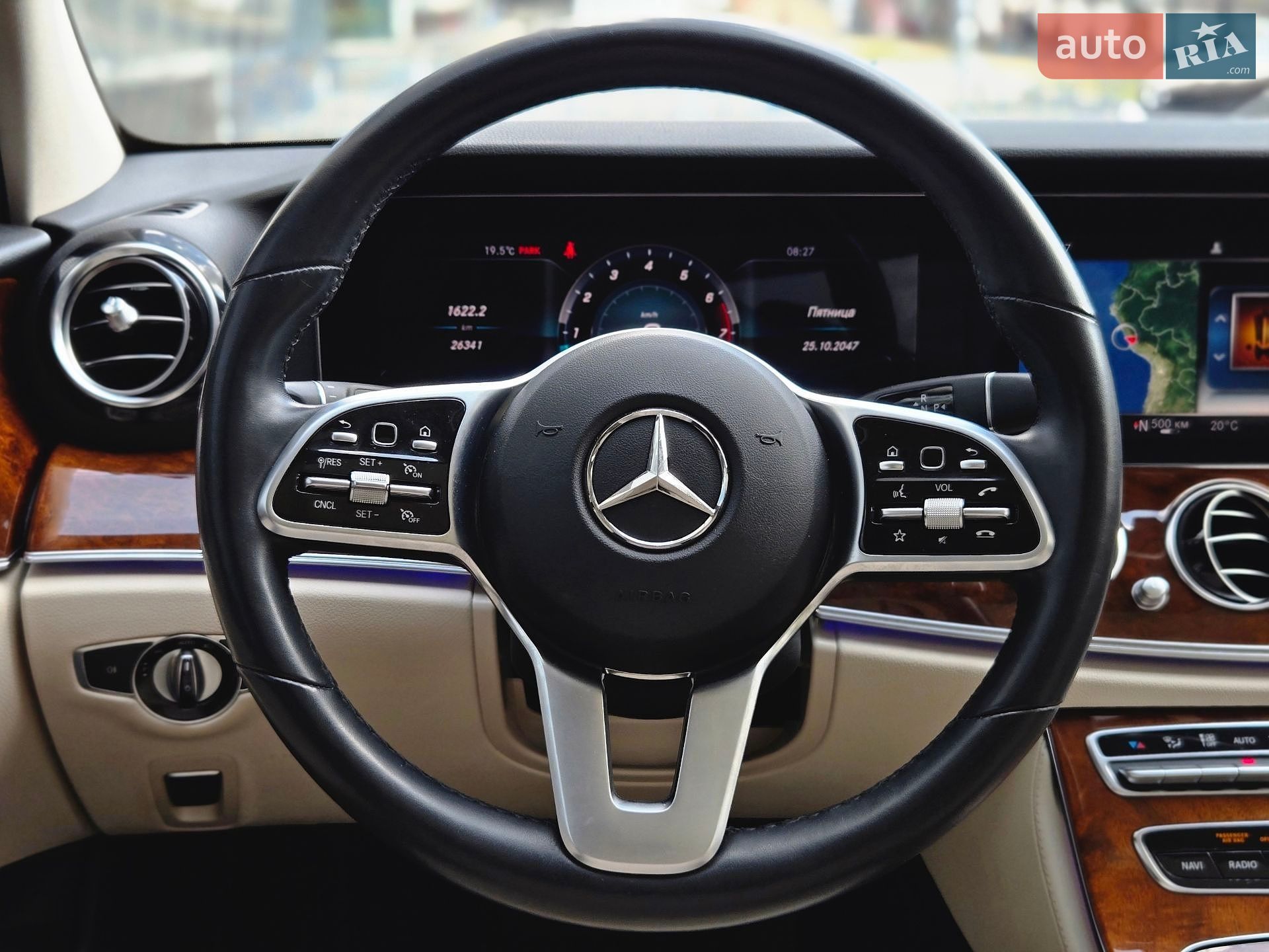 Mercedes-Benz E-Class 2019 VIN WDDZF4KB4KA623569 фото оголошення 24 з 33