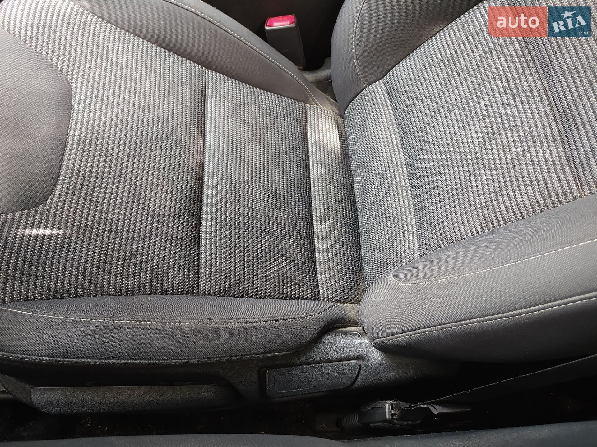 KIA Niro 2017 VIN KNDCB3LC3H5055796 фото оголошення 18 з 22