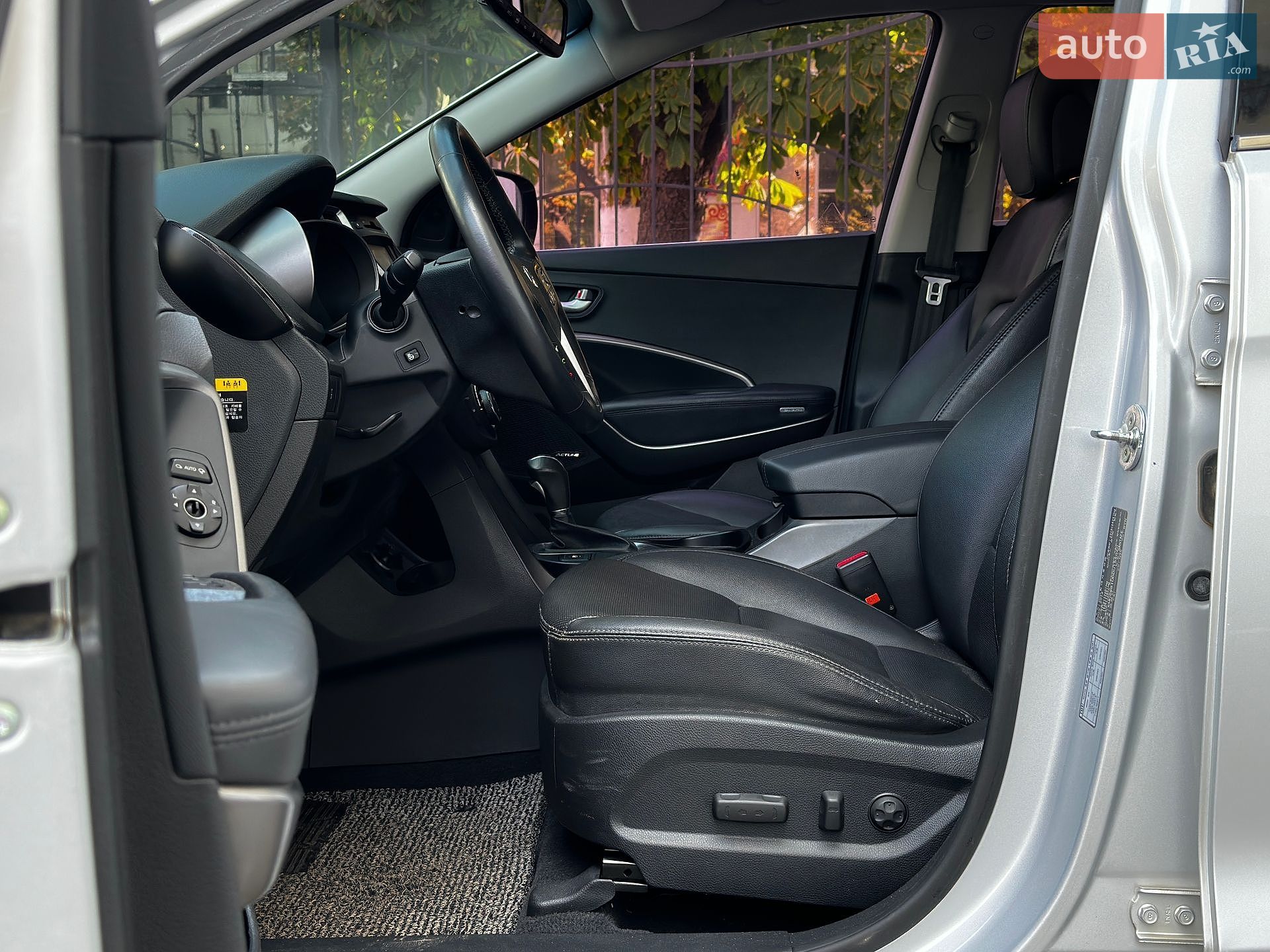 Hyundai Santa FE 2013 VIN KMHSW81UDDU156020 фото оголошення 30 з 50