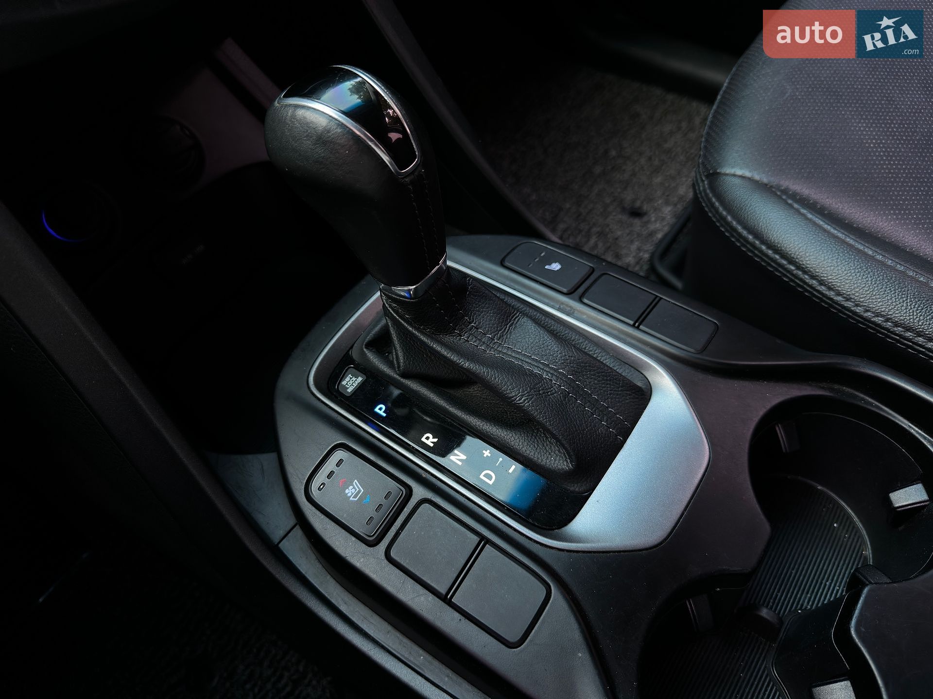 Hyundai Santa FE 2013 VIN KMHSW81UDDU156020 фото оголошення 46 з 50