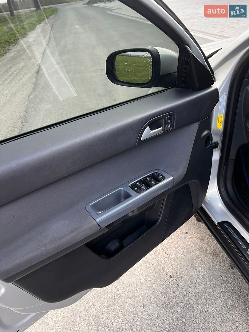 Volvo V50 2008 VIN YV1MW765282388532 фото оголошення 6 з 22