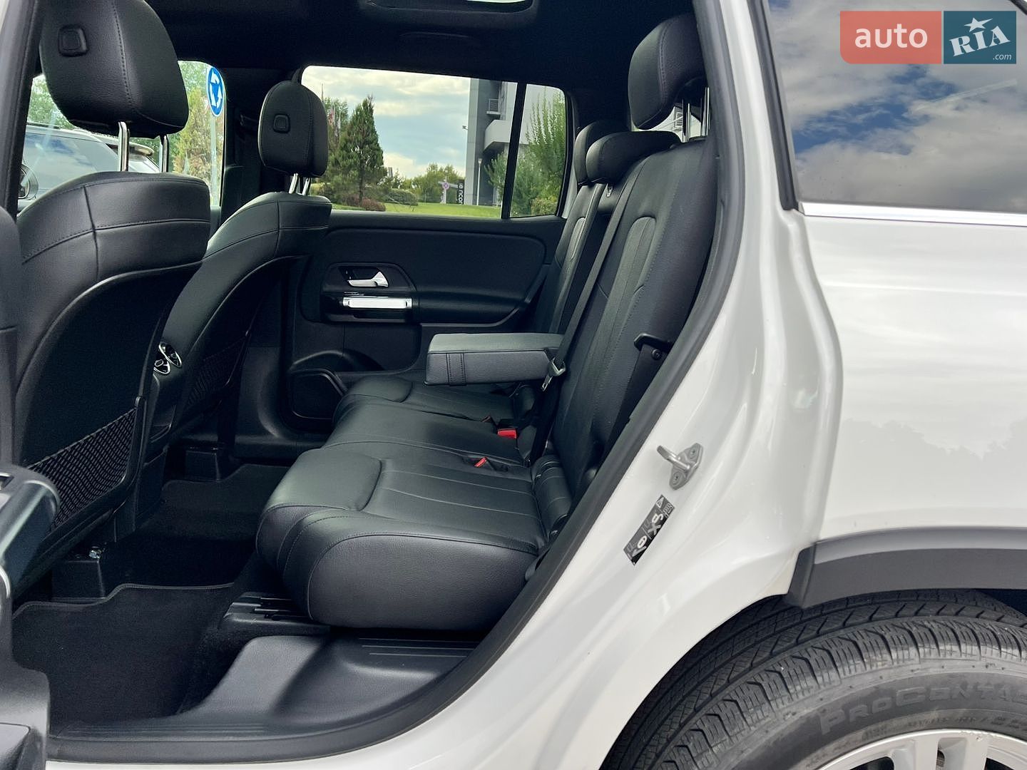 Mercedes-Benz GLB-Class 2022 VIN W1N4M4HB8MW115427 фото оголошення 42 з 56