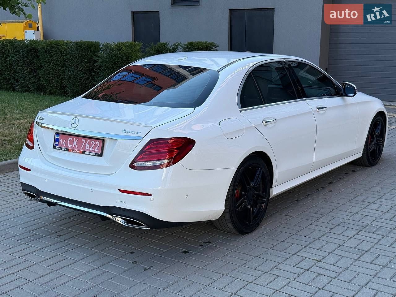 Mercedes-Benz E-Class 2016 VIN WDDZF4KB9HA191330 фото оголошення 5 з 16