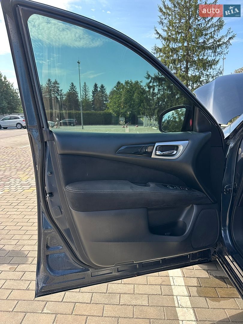 Nissan Pathfinder 2015 VIN 5N1AR2MN1FC676665 фото оголошення 19 з 33