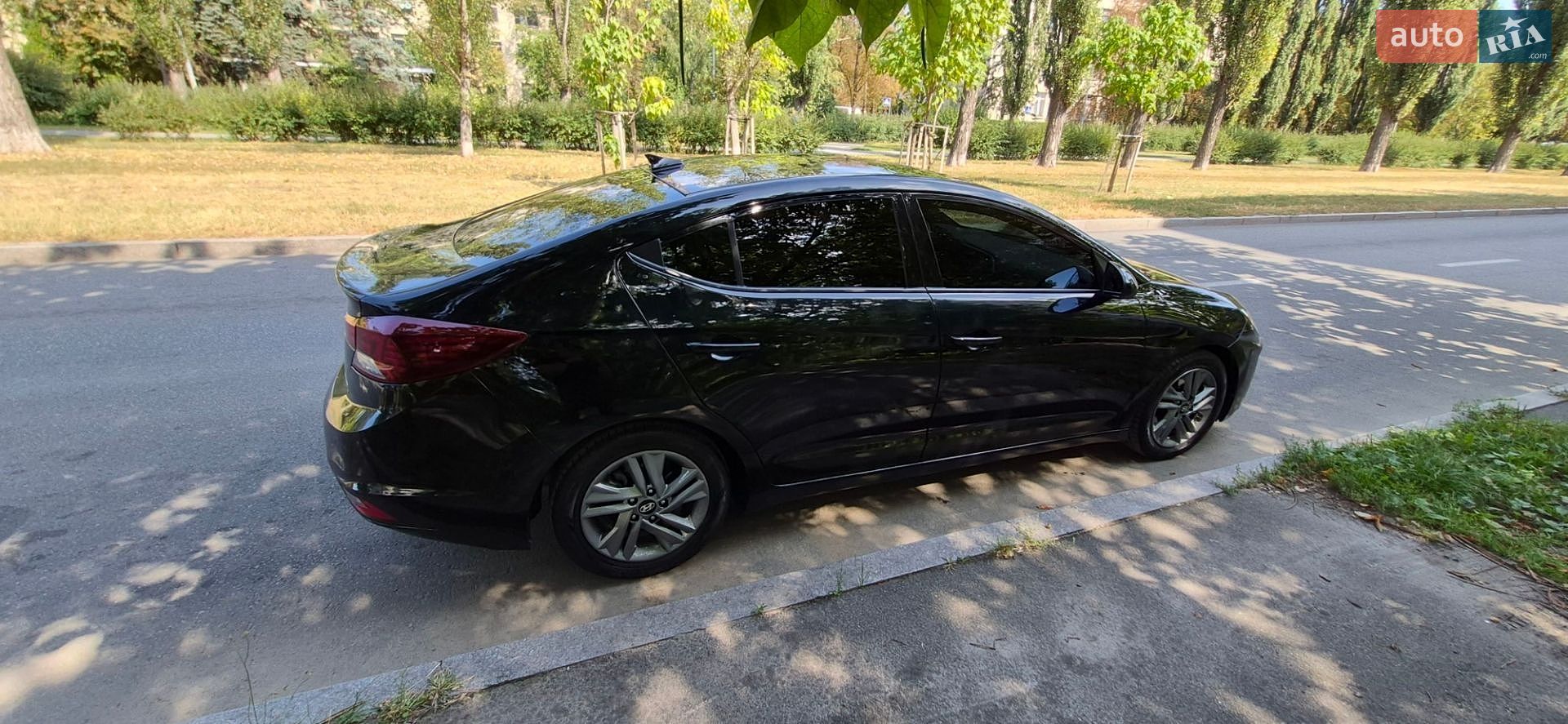 Hyundai Elantra 2019 VIN 5NPD84LF5KH444210 фото оголошення 7 з 14