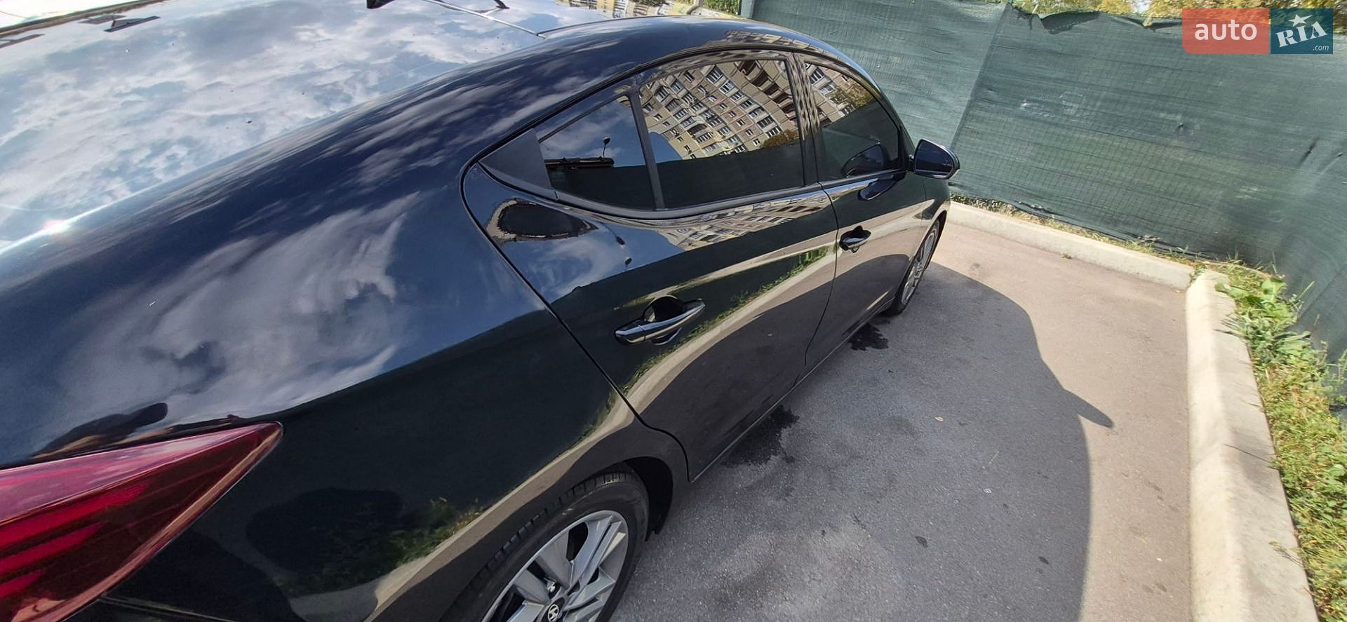 Hyundai Elantra 2019 VIN 5NPD84LF5KH444210 фото оголошення 12 з 16