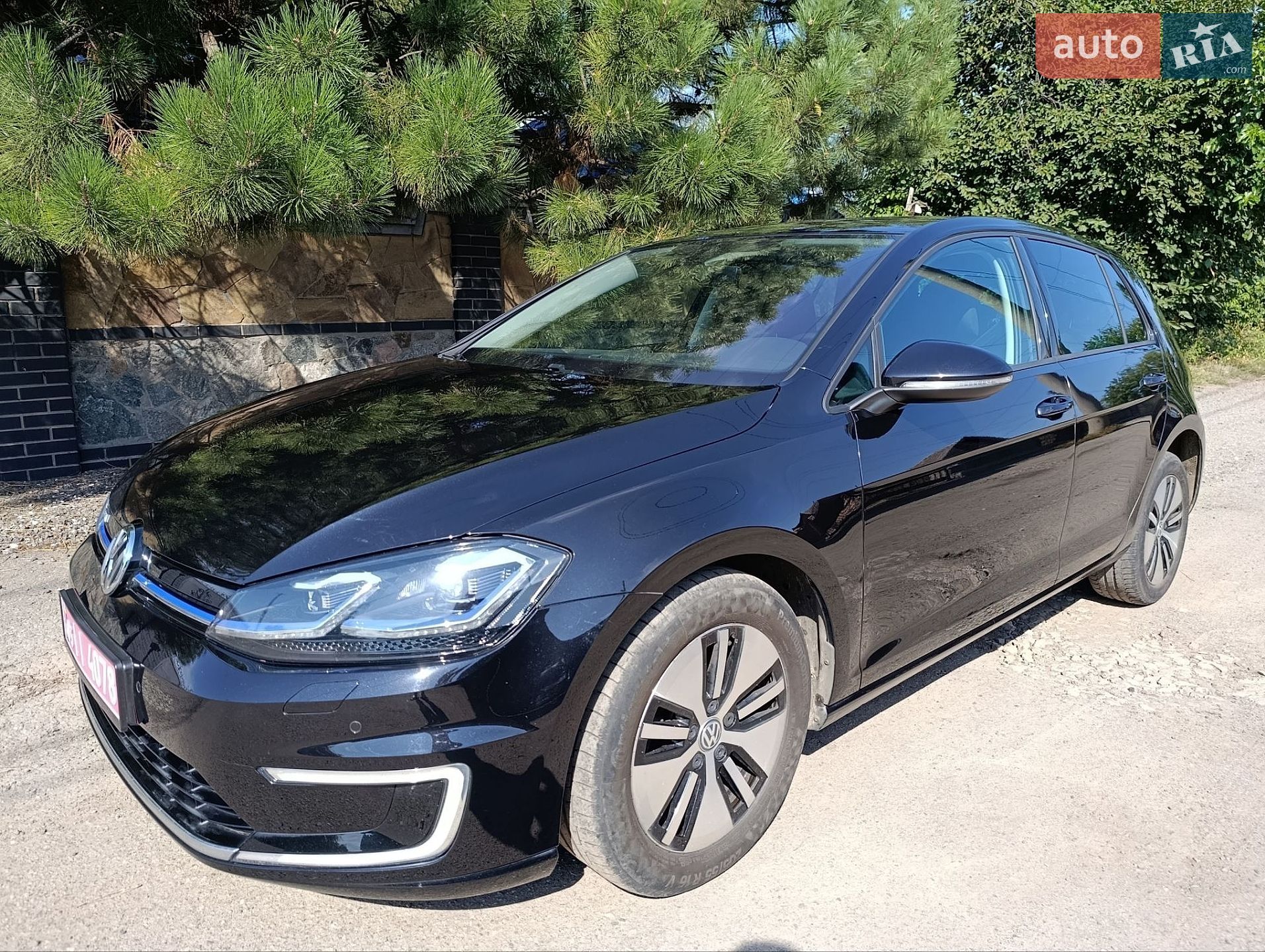 Volkswagen e-Golf 2018 VIN WVWZZZAUZJ8905029 фото оголошення 9 з 43