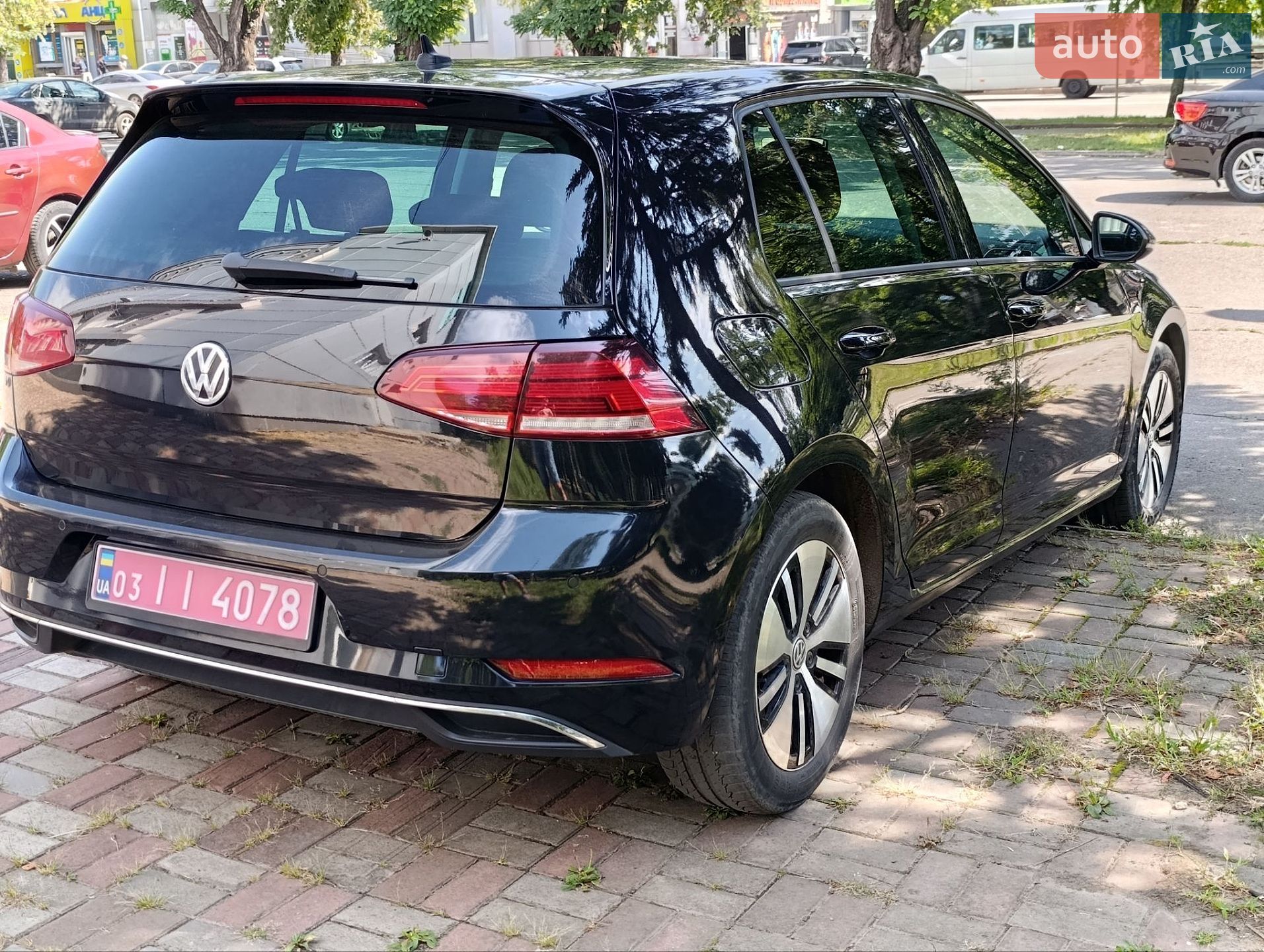 Volkswagen e-Golf 2018 VIN WVWZZZAUZJ8905029 фото оголошення 7 з 43