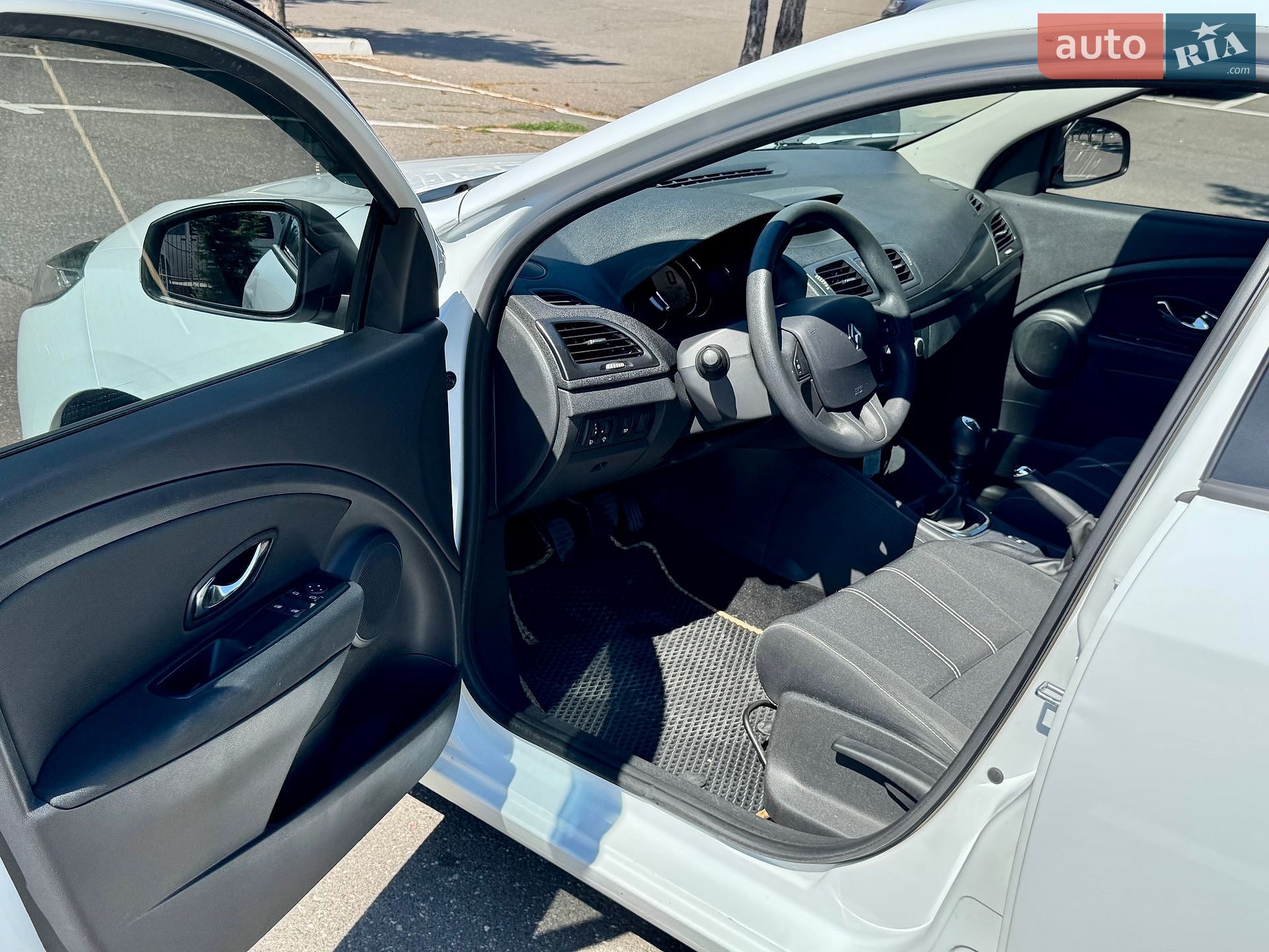 Renault Megane 2014 VIN VF1BZ0R0252205376 фото оголошення 26 з 71