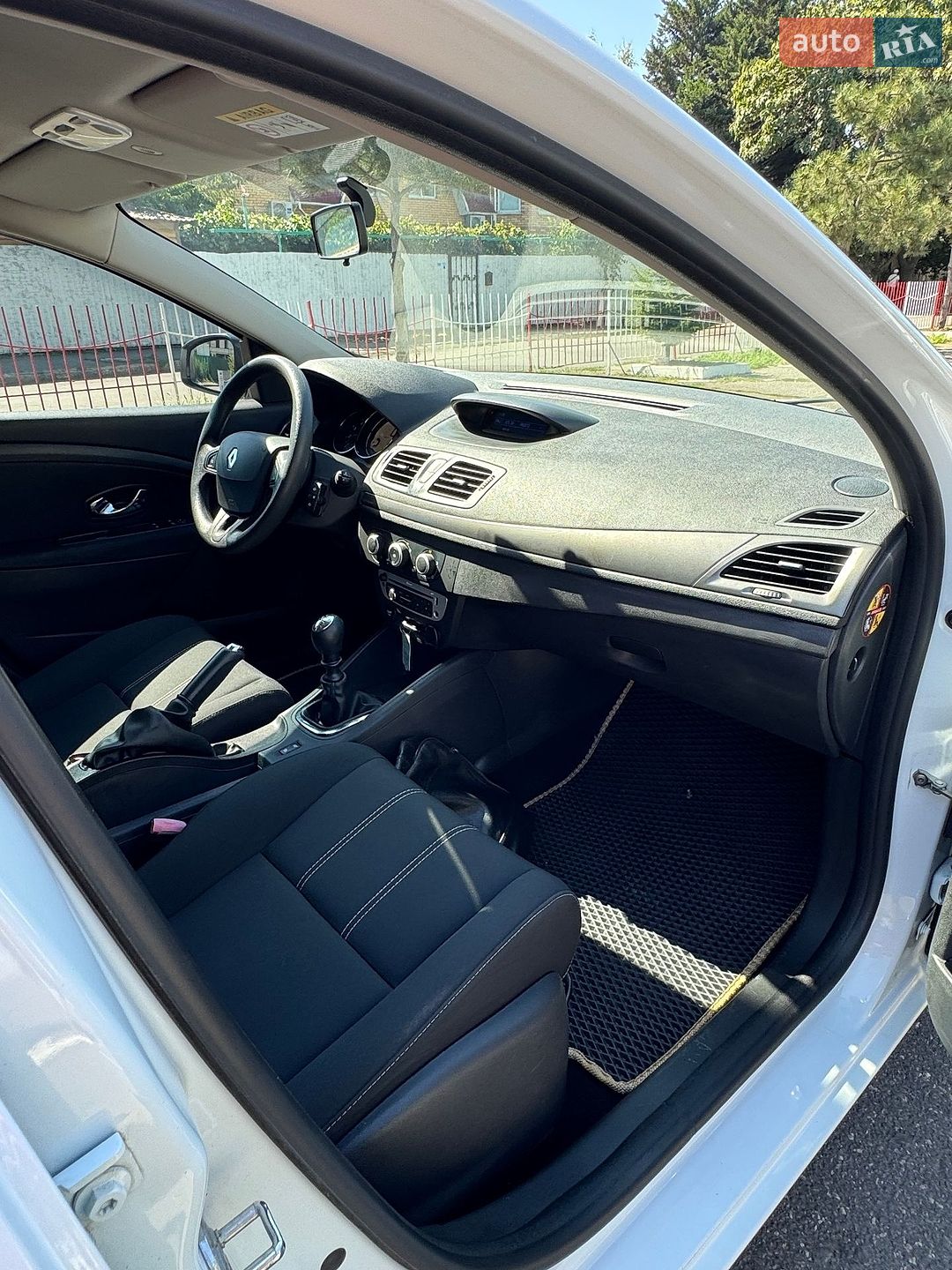 Renault Megane 2014 VIN VF1BZ0R0252205376 фото оголошення 42 з 71