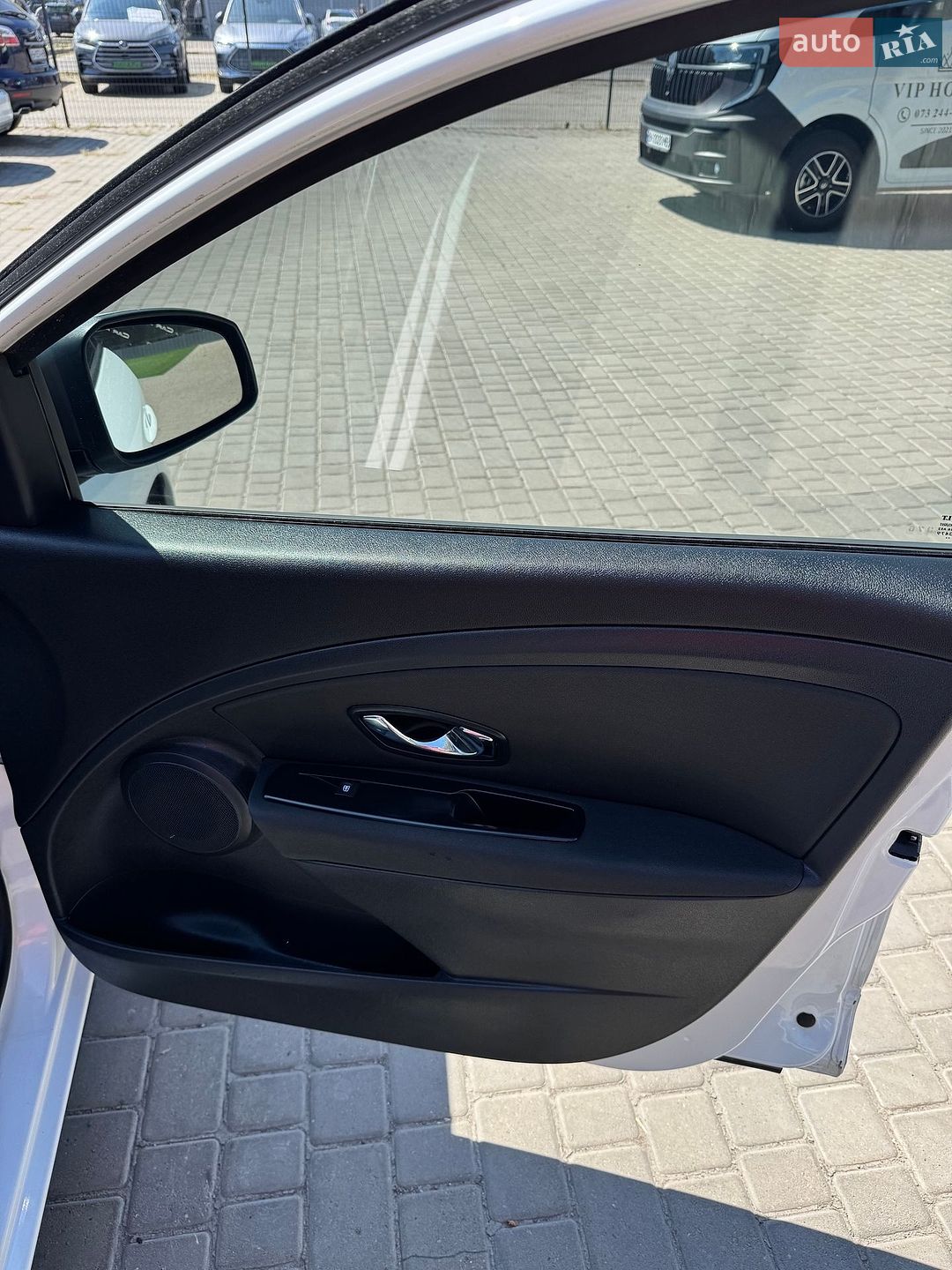 Renault Megane 2014 VIN VF1BZ0R0252205376 фото оголошення 60 з 71