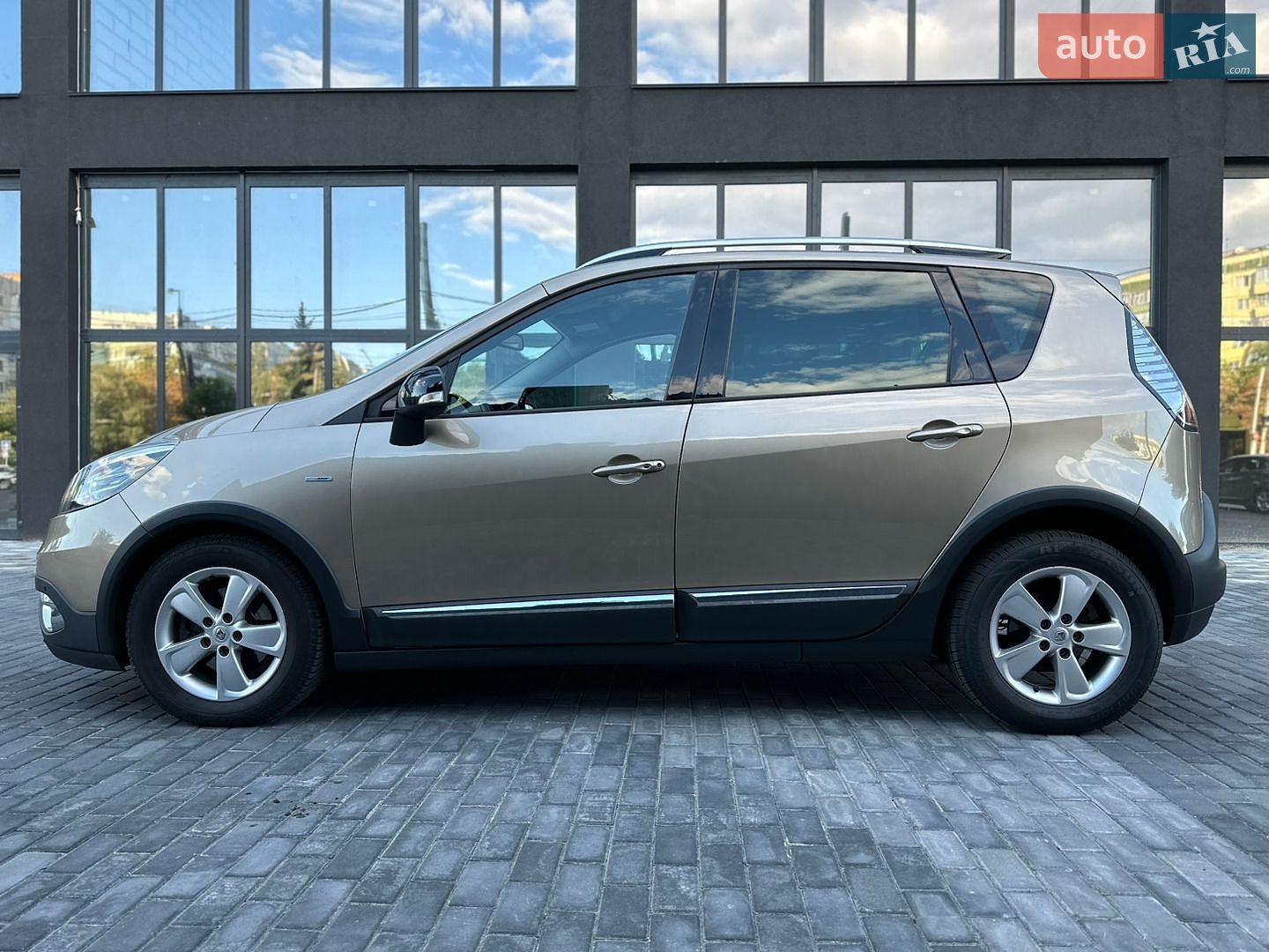 Renault Scenic XMOD 2013 VIN VF1JZ12JD49291256 фото оголошення 8 з 32