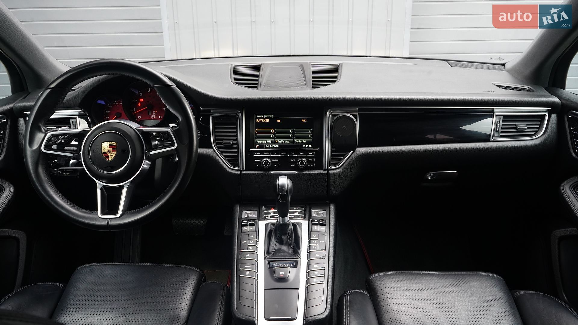 Porsche Macan 2015 VIN WP1ZZZ95ZGLB53987 фото оголошення 42 з 50