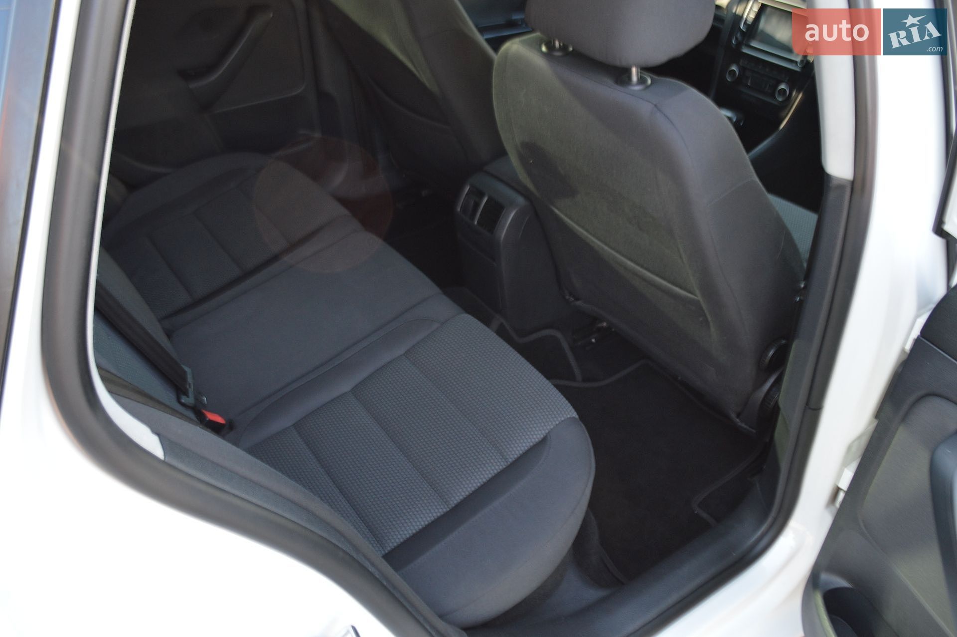 Volkswagen Golf 2010 VIN WVWZZZ1KZAM674991 фото оголошення 13 з 26