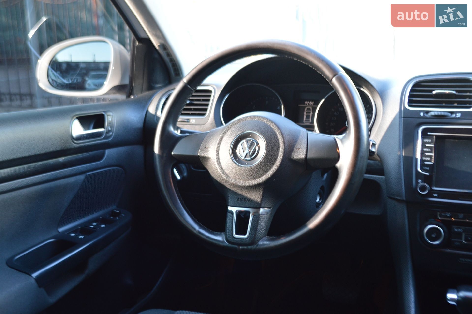 Volkswagen Golf 2010 VIN WVWZZZ1KZAM674991 фото оголошення 15 з 26