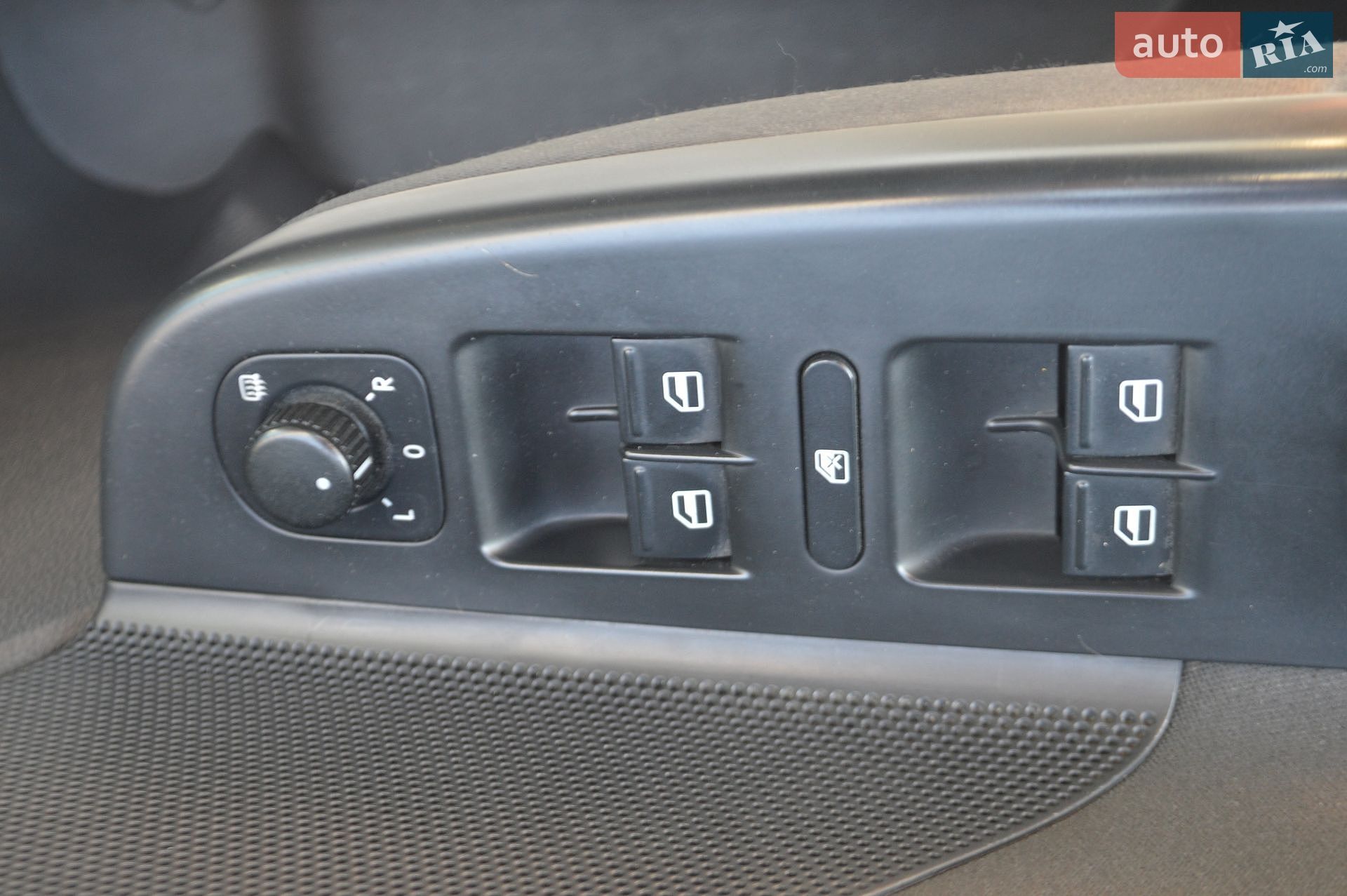 Volkswagen Golf 2010 VIN WVWZZZ1KZAM674991 фото оголошення 24 з 26