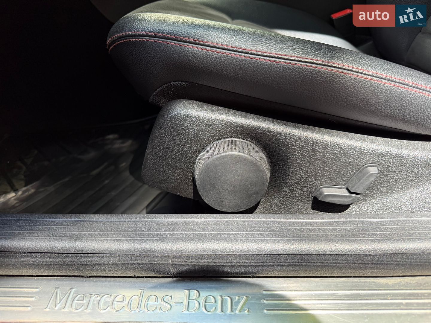 Mercedes-Benz C-Class 2012 VIN WDD2040471A801656 фото оголошення 20 з 27