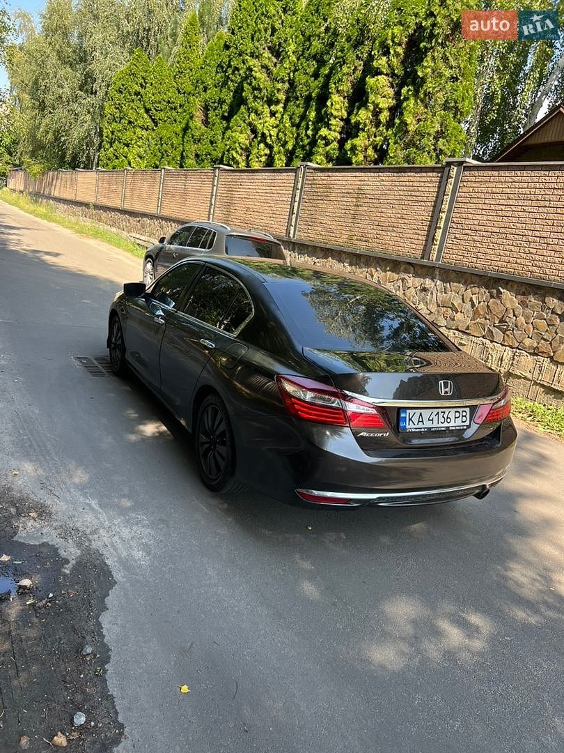 Honda Accord 2016 VIN 1HGCR2F31GA237683 фото оголошення 6 з 10
