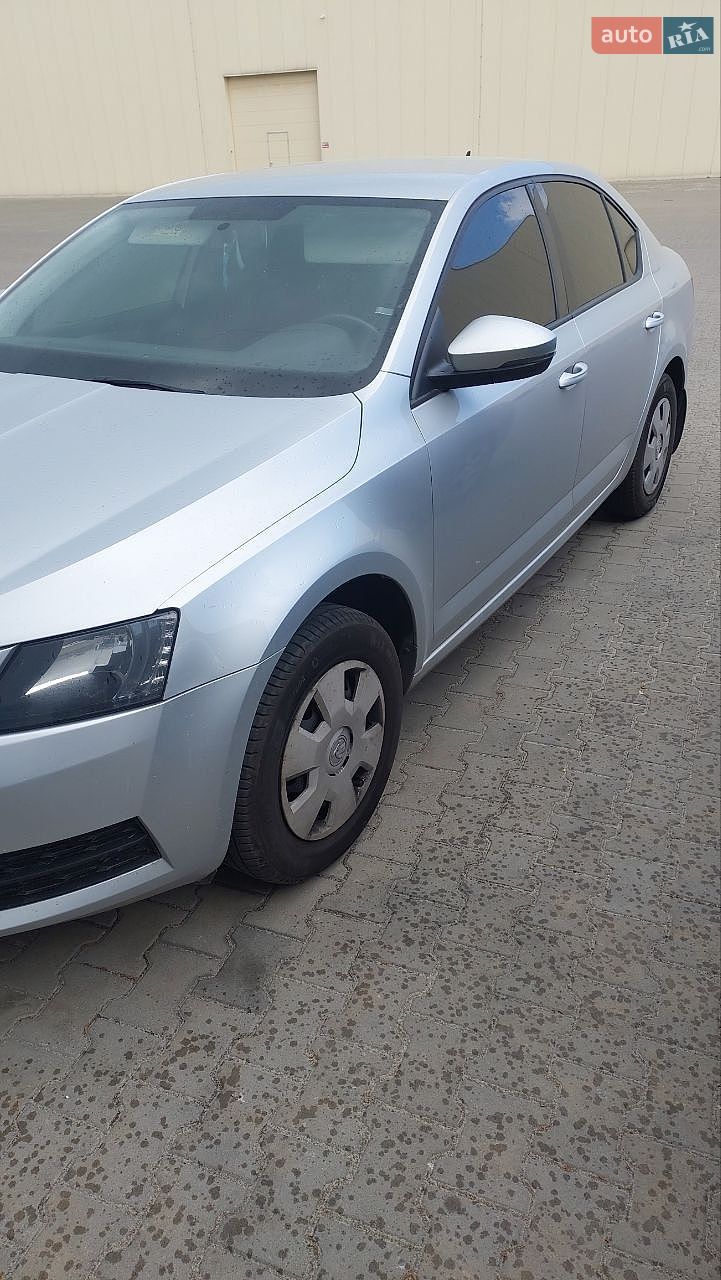 SKODA OCTAVIA A7 2019 VIN TMBAN4NE6LB006346 фото оголошення 4 з 8